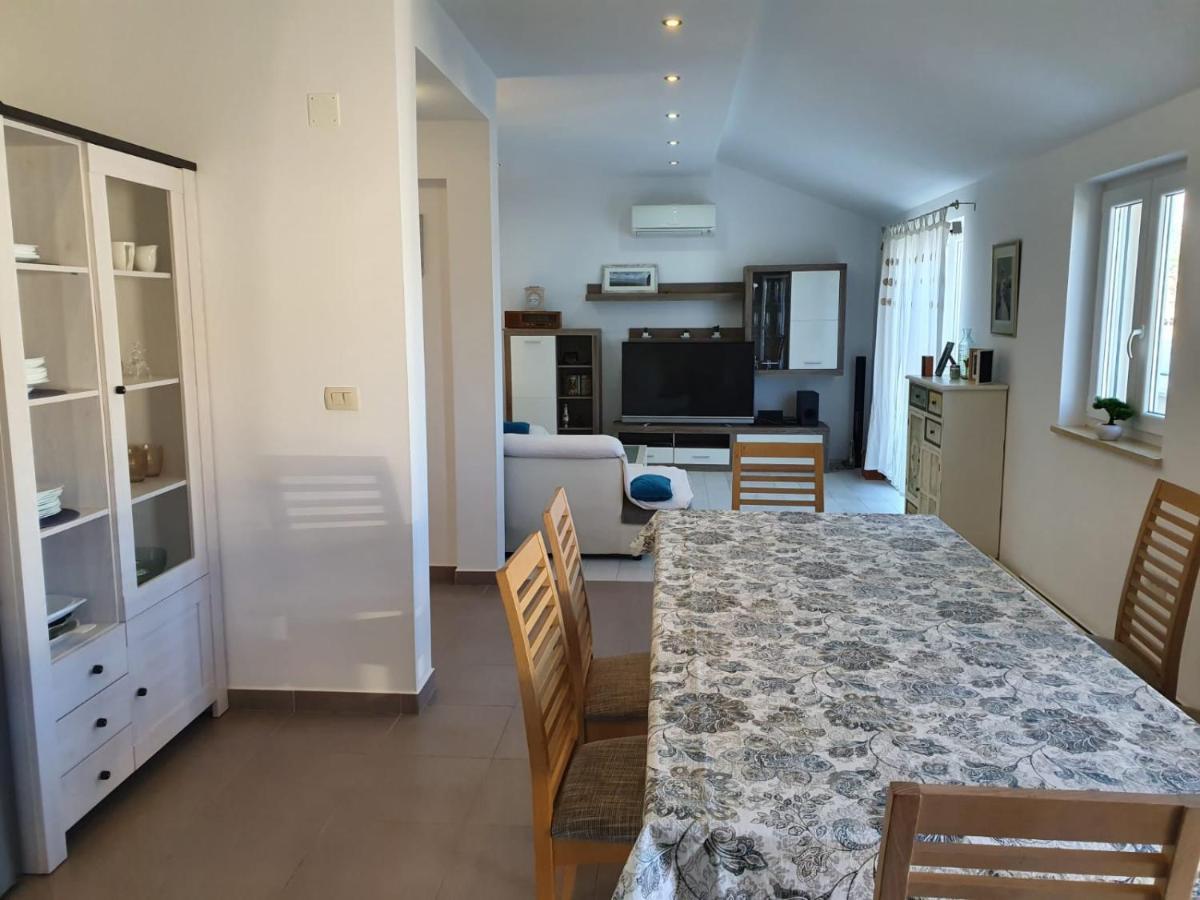 Apartman Baric Sevid Zewnętrze zdjęcie